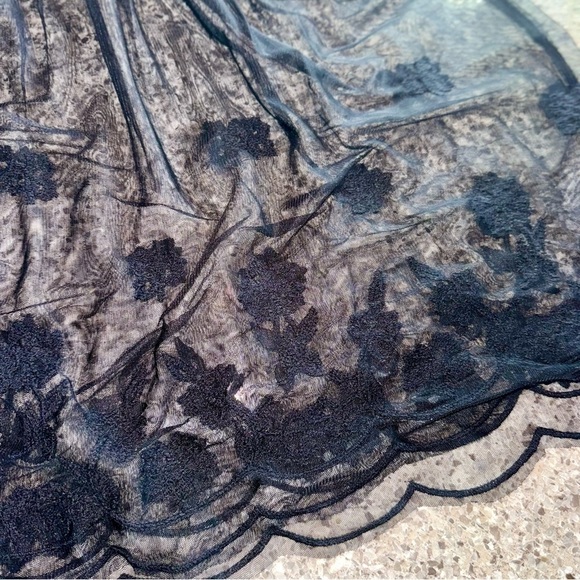 Abercrombie & Fitch Black Embroidered Sheer Tunic/Cover-Up with Keyhole Back Tie - Picture 9 of 9